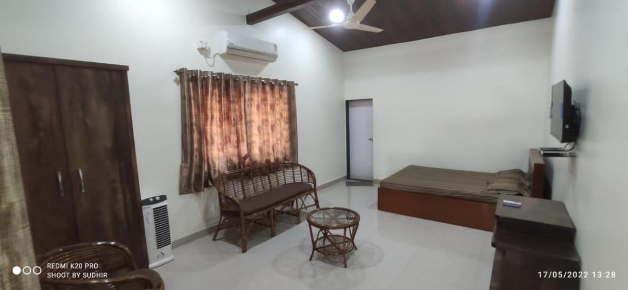 Vasant Lata Farm House Villa Barashiv Exterior photo